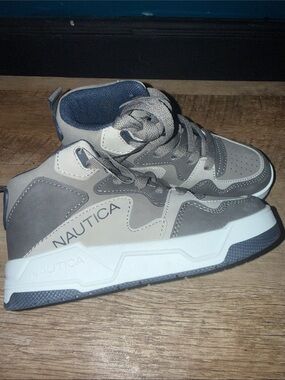 Size 12 Nautica Sneaker. New without Tags